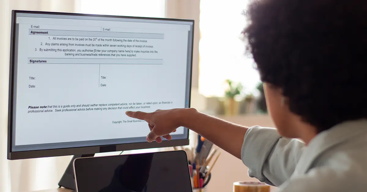 Office worker discussing table